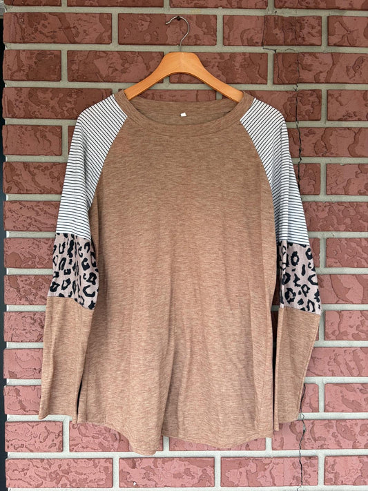 Leopard print, long sleeve brown top ￼