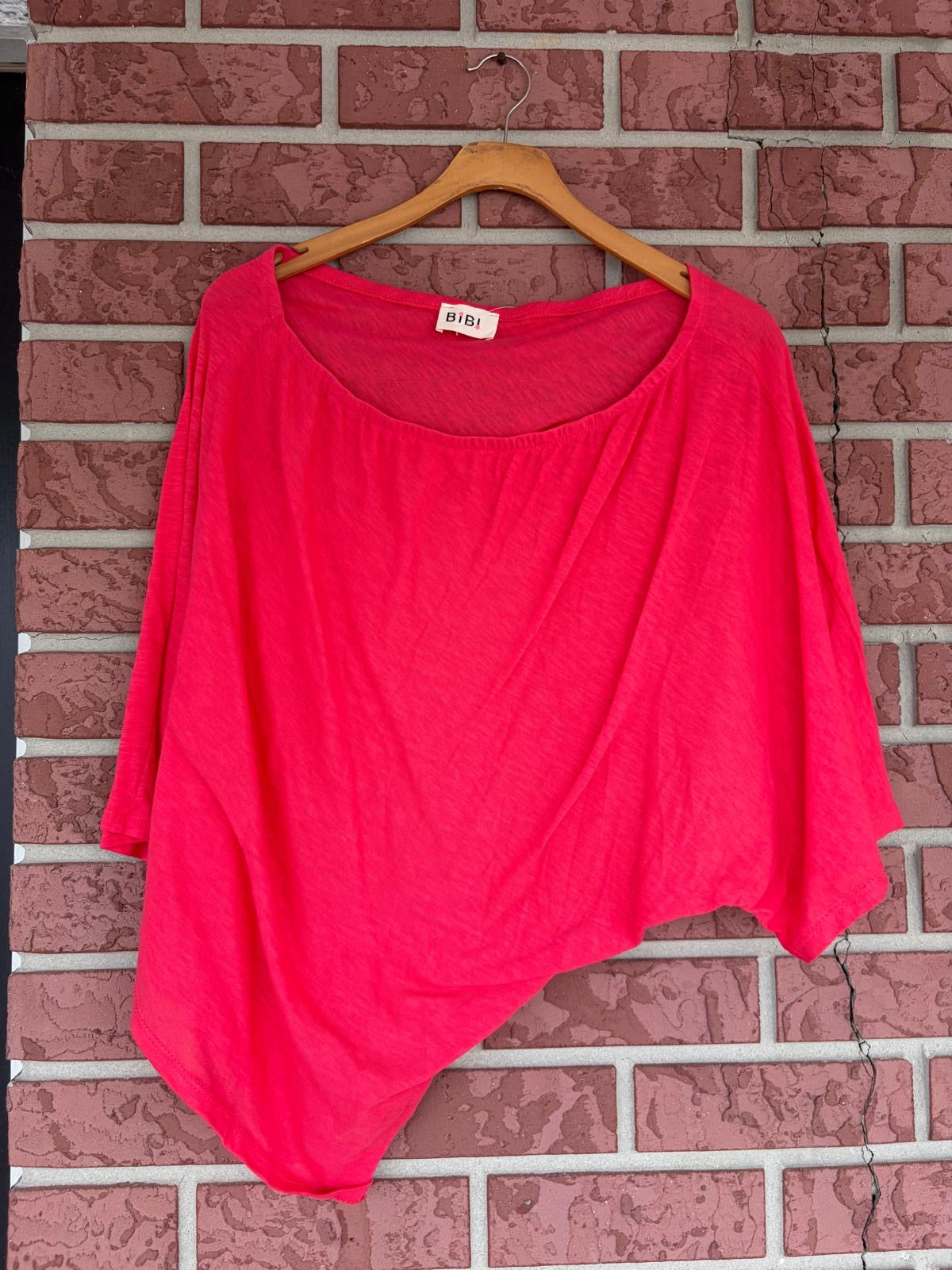 BiBi Hot Pink Shaw top