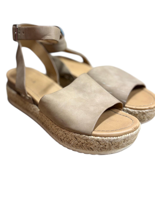 Suede Sandals tan