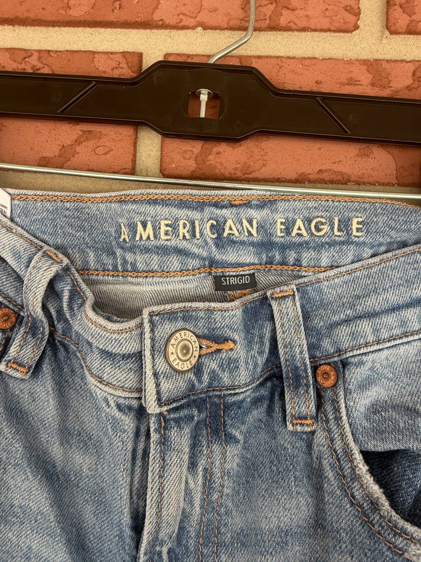 American Eagle light wash jeans