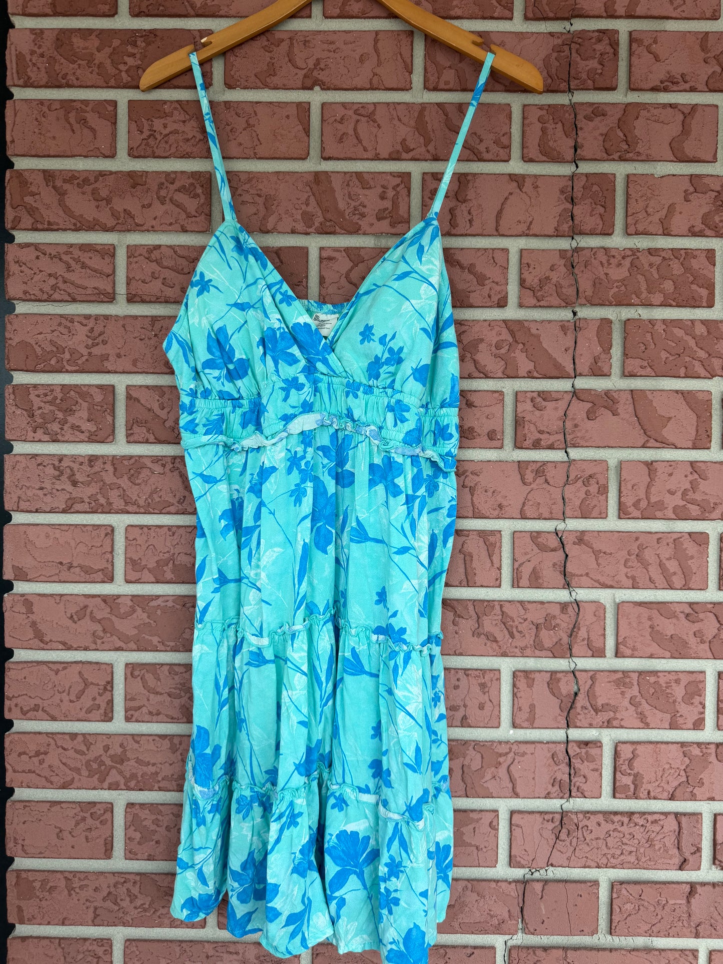 8596 No Boundaries tropical blue dress