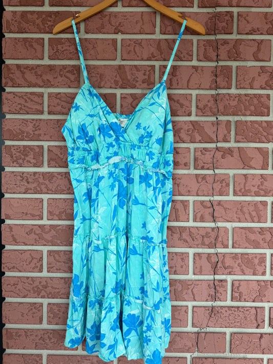 8596 No Boundaries tropical blue dress