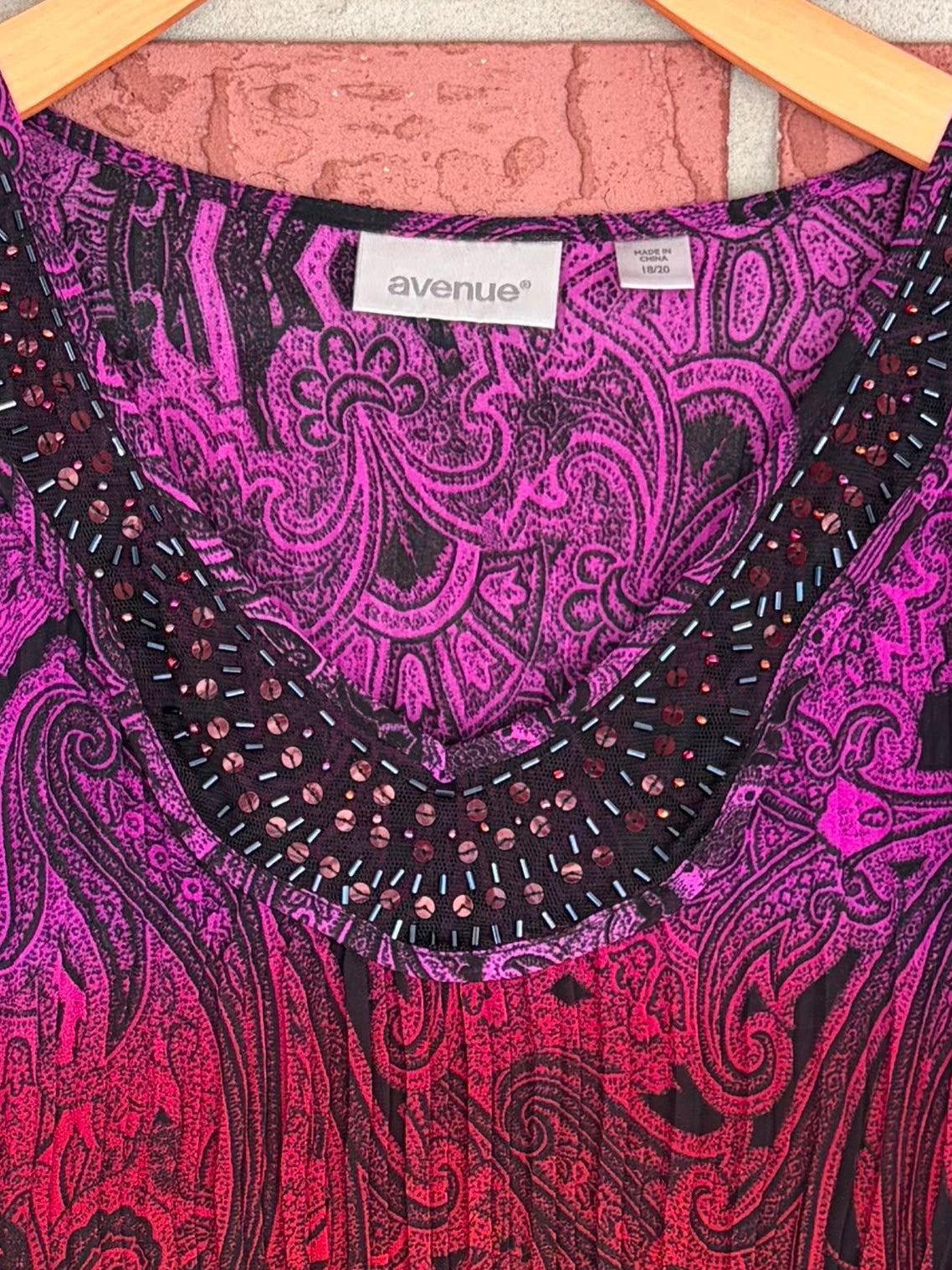 Avenue 18/20 purple red tunic