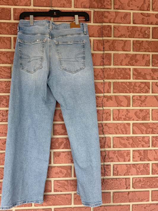 American Eagle light wash jeans