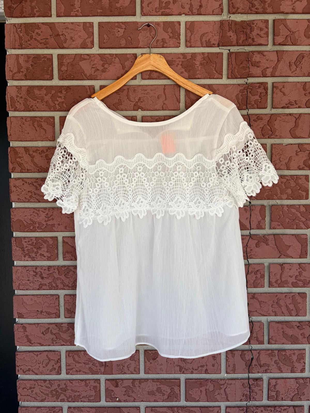 White ruffle lace top