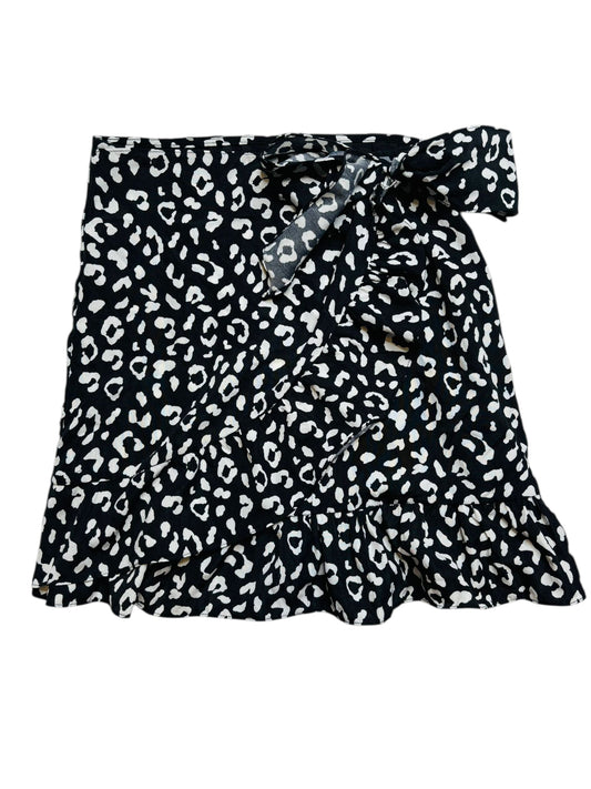 Leopard print skirt black and white