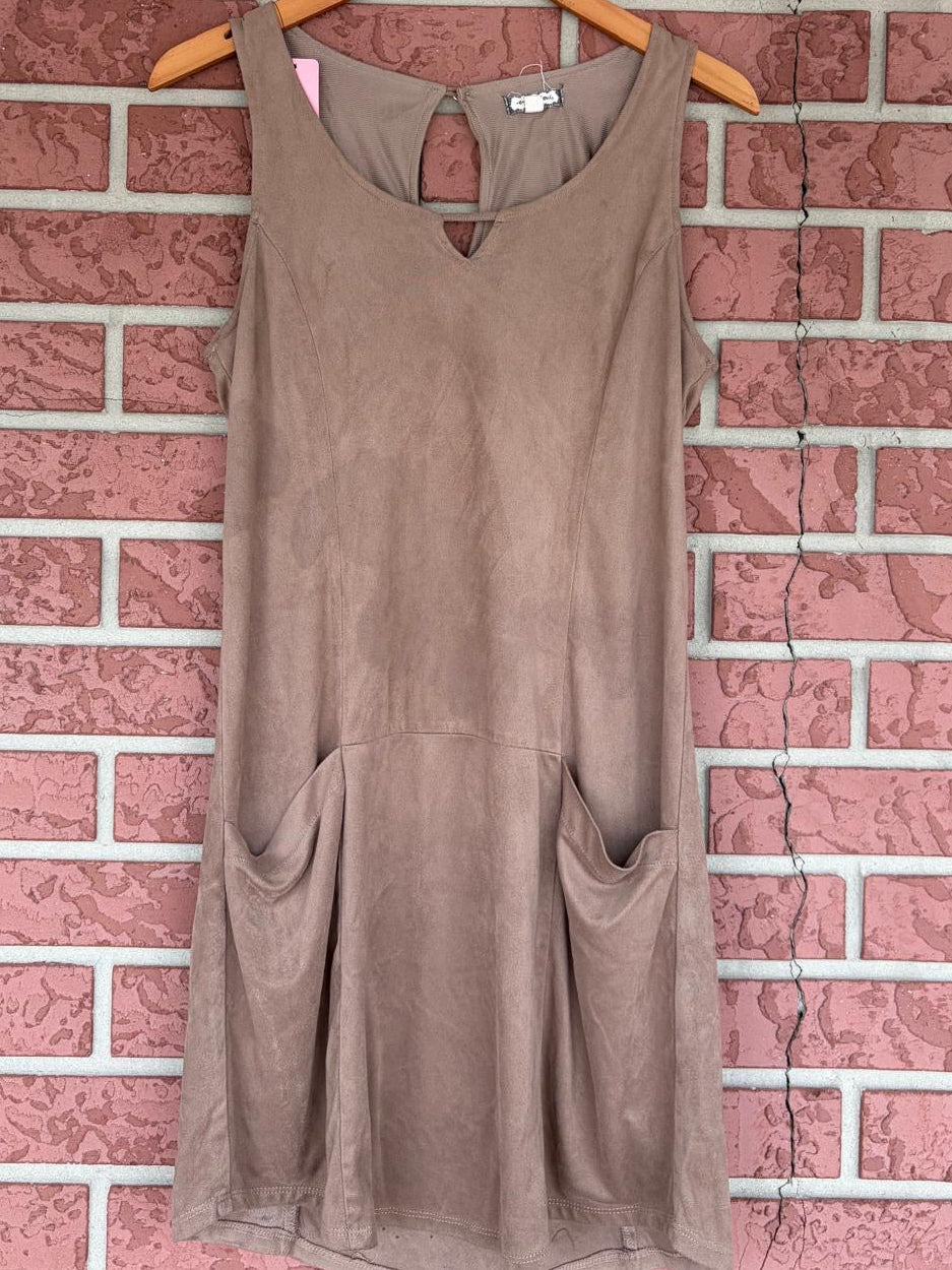 Eyeshadow brown pocket mini dress sleeveless ￼