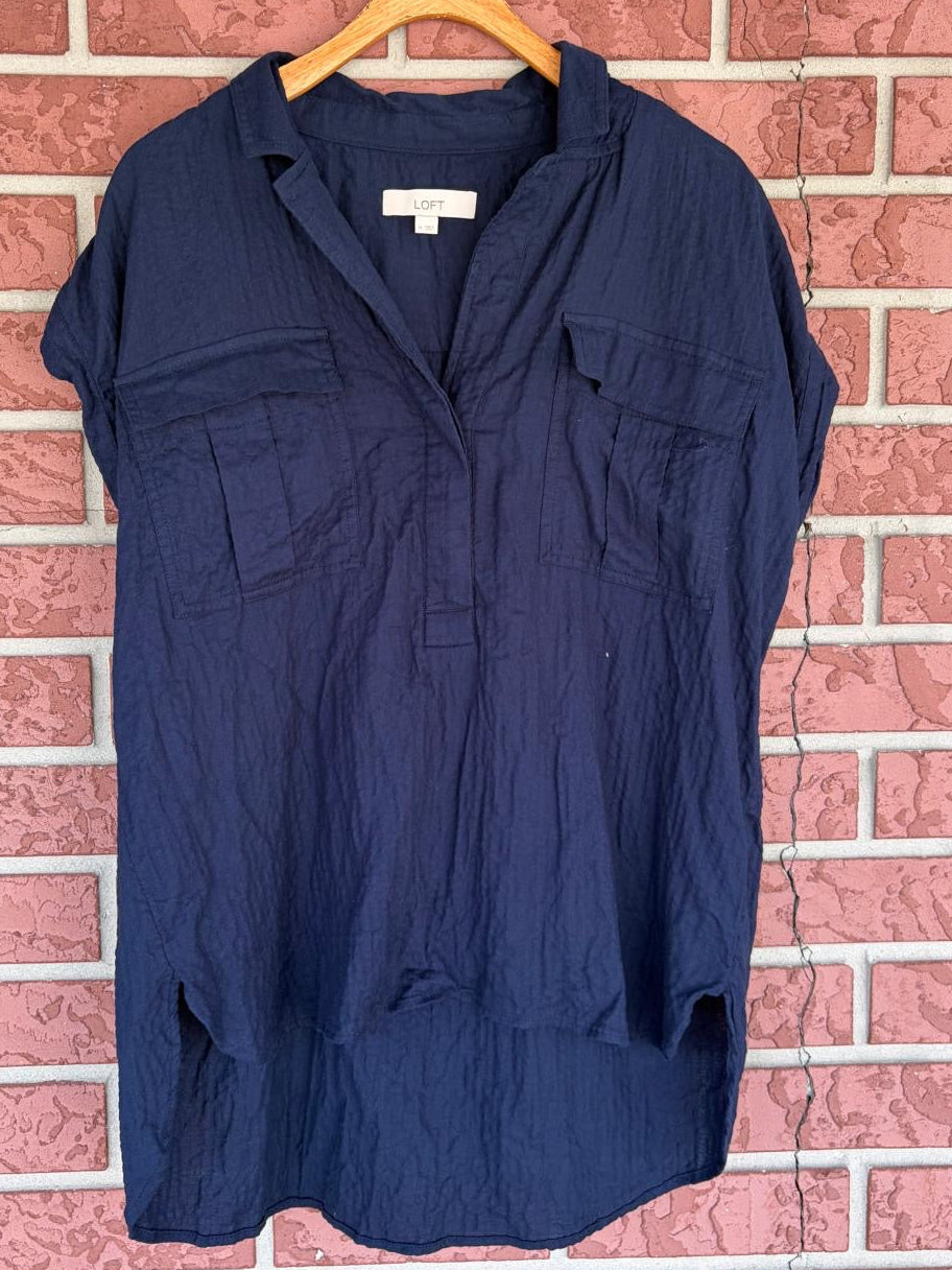 LOFT blue high low navy top