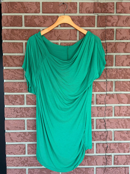 Swoop neck green top