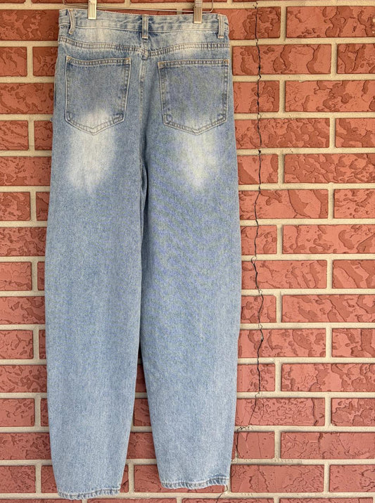 Light denim ripped jeans