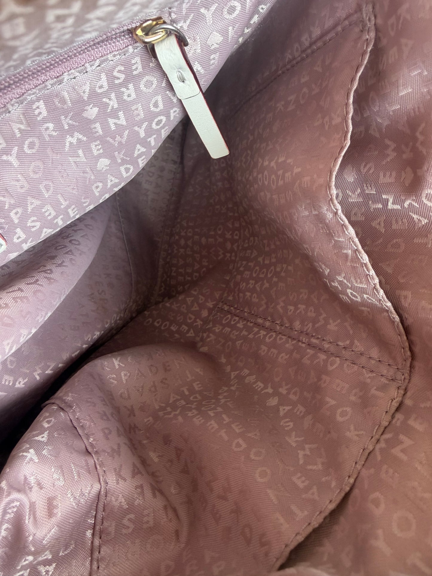 61110 Kate Spade White Cream crossbody bag