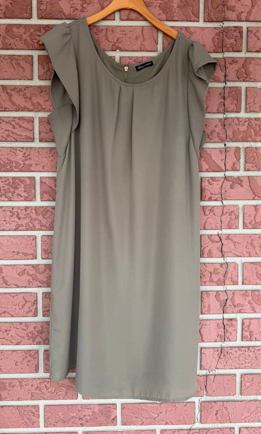 9926 Shinestar green dress