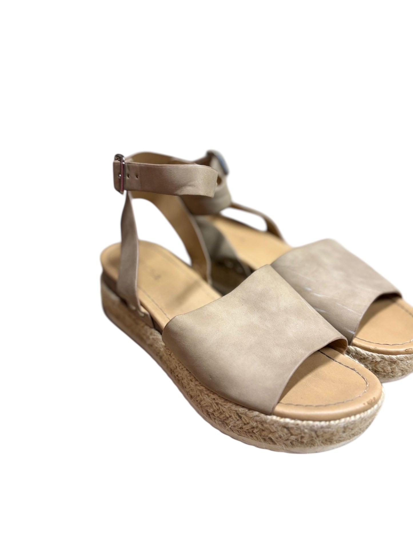 Suede Sandals tan
