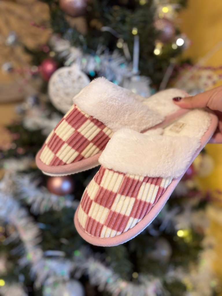 Pink or Grey Checkered Slippers