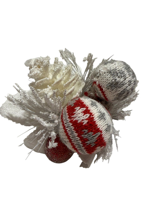 White red and silver tree decor